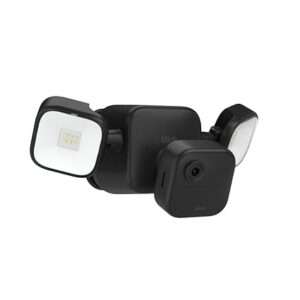 Blink Outdoor 4 Floodlight Camera (newest model), Wire-free smart security camera